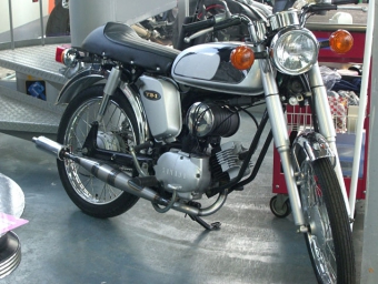 ルーニータイプC YB-1