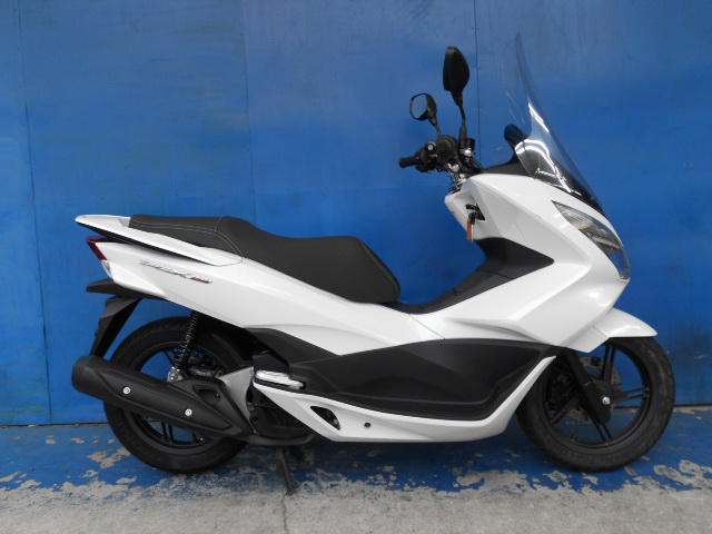 ホンダ Pcx150 Kf18 ホワイト 中古車 バイク ホバークラフト専門店 ルーニー