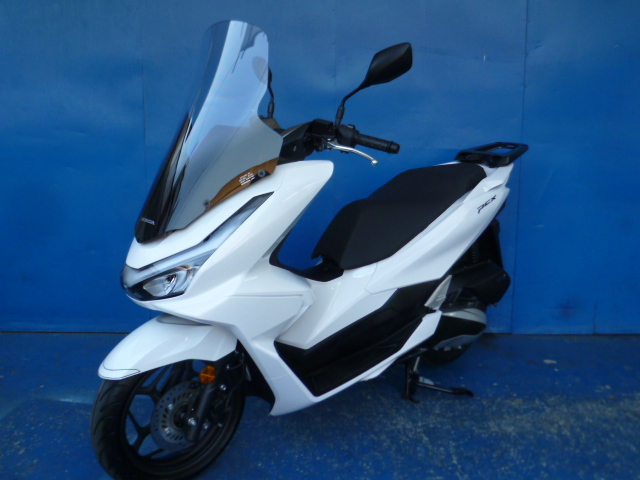 PCX JK05 ホワイト PCX(ホンダ) ホワイト系・白色のバイク一覧｜新車・中古バイクなら