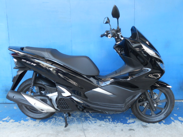 ホンダ Pcx Jf81 ブラック 中古車 バイク ホバークラフト専門店 ルーニー