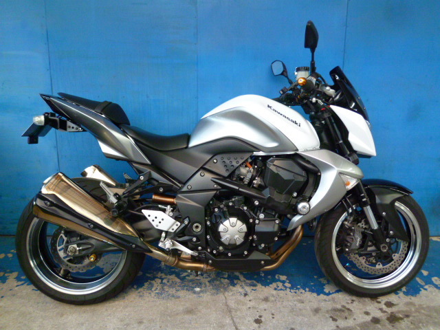 人気の春夏 Z1000 フロントカウル一式 ZRT00B 07-09年B型 水冷