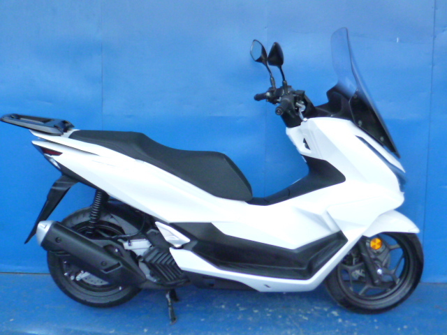 PCX１２５　JK05 Honda PCX 125 2021-2024 (JK05) - Genuine Accessories | RWN-Moto